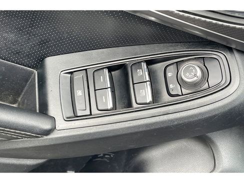 Used 2021 Subaru Impreza 2.0i Limited w/ Popular Package #1 image 12