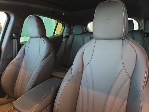 New 2025 Maserati Grecale Modena image 22