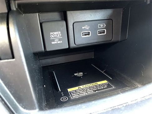 Used 2022 Honda Accord Touring image 27