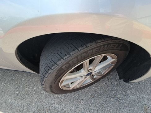 Used 2018 Ford Focus SE FWD image 25