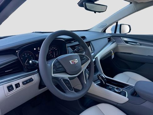 New 2025 Cadillac XT5 Premium Luxury w/ Technology Package image 9