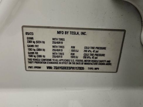 Used 2023 Tesla Model Y Long Range AWD/4WD image 24