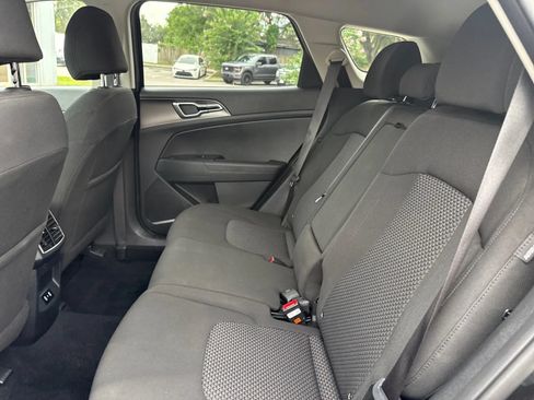 Used 2026 Kia Sportage LX FWD image 13