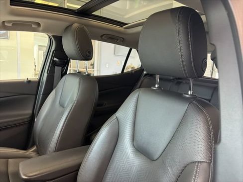 Used 2023 Buick Encore GX Essence w/ Experience Buick Package AWD/4WD image 13