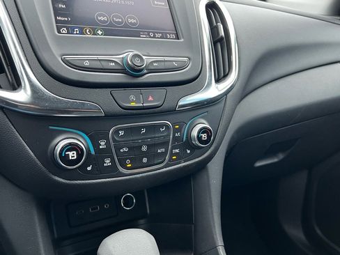 Used 2024 Chevrolet Equinox LT FWD image 15