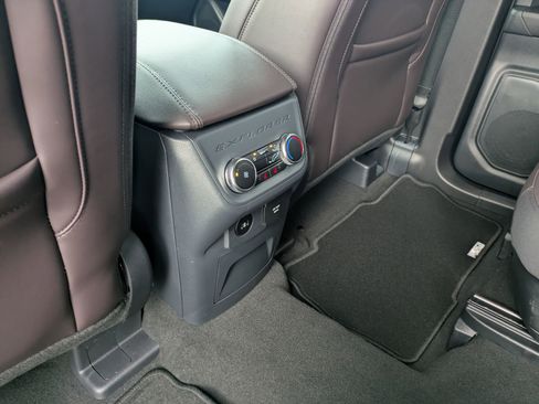 New 2026 Ford Explorer Platinum image 29