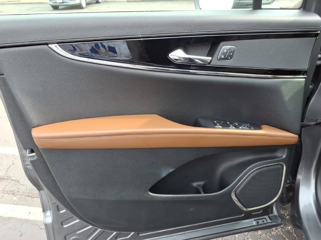 Certified 2023 Lincoln Nautilus Reserve AWD/4WD image 14