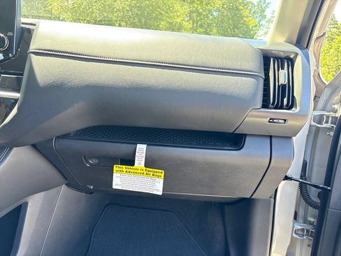 Certified 2023 Nissan Pathfinder SL AWD/4WD image 36