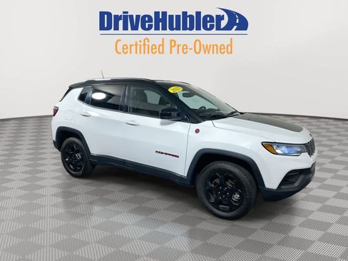 Used 2023 Jeep Compass Trailhawk image 8