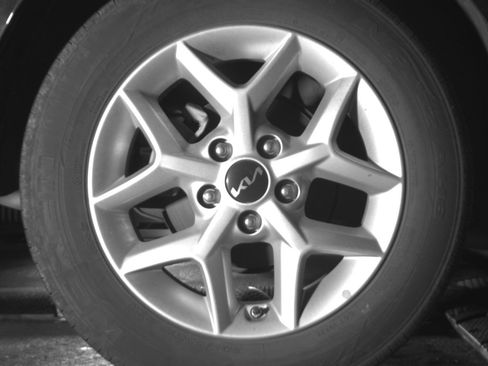 Used 2025 Kia Soul LX w/ LX Technology Package image 15