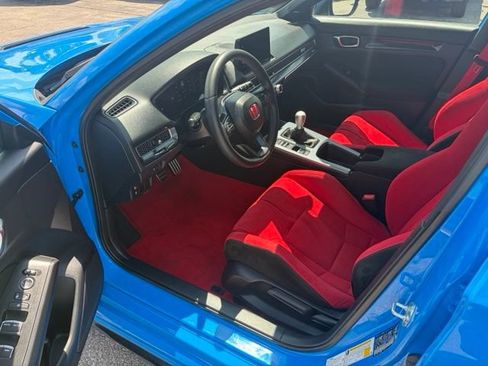 Used 2025 Honda Civic Type R image 15