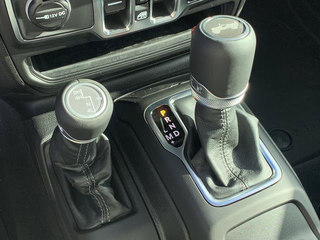 New 2026 Jeep Wrangler Unlimited Sahara AWD/4WD image 37