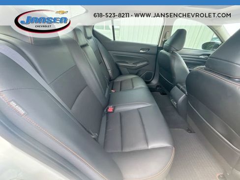 Used 2019 Nissan Altima 2.5 SR w/ SR Premium Package FWD image 27