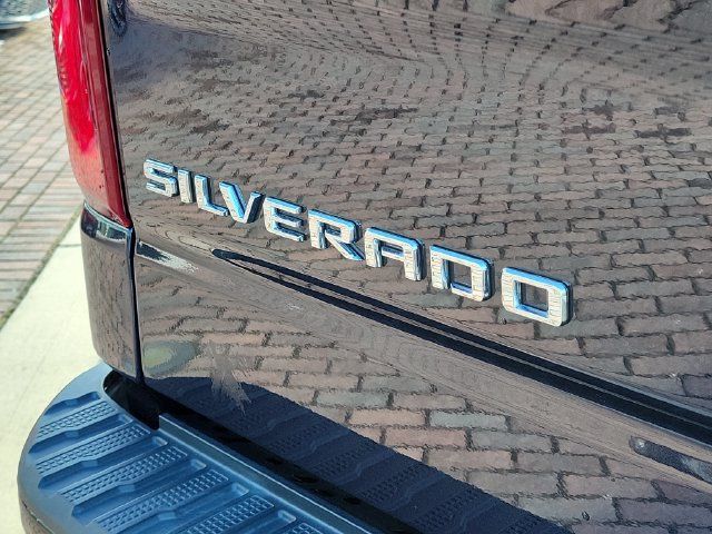 Used 2024 Chevrolet Silverado 1500 ZR2 AWD/4WD image 6