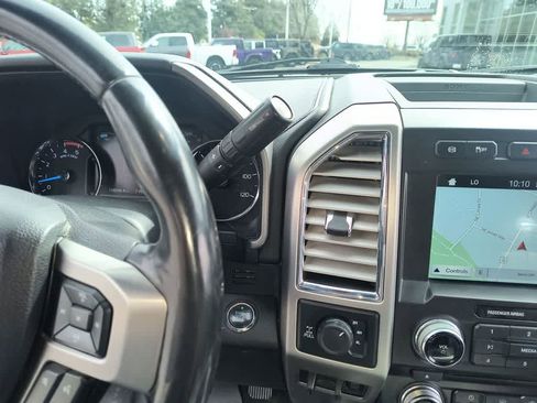 Used 2017 Ford F350 Platinum w/ Platinum Ultimate Package AWD/4WD image 20