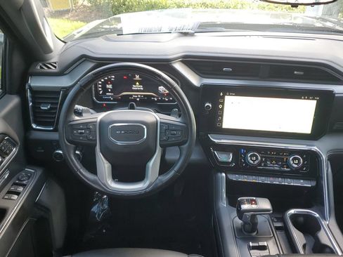 Certified 2024 GMC Sierra 1500 Denali AWD/4WD image 18