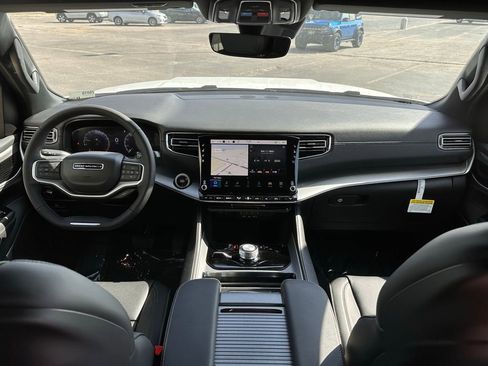 New 2026 Jeep Grand Wagoneer 4WD image 21