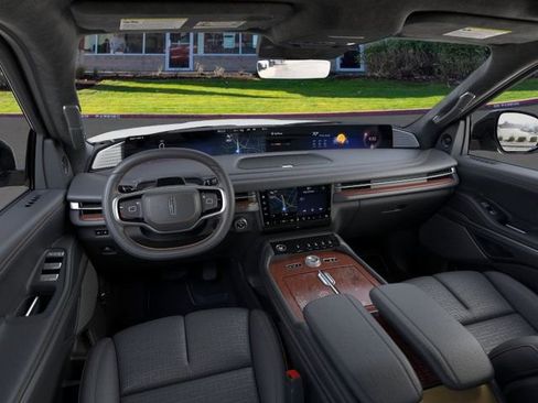 New 2025 Lincoln Navigator L Black Label AWD/4WD image 9