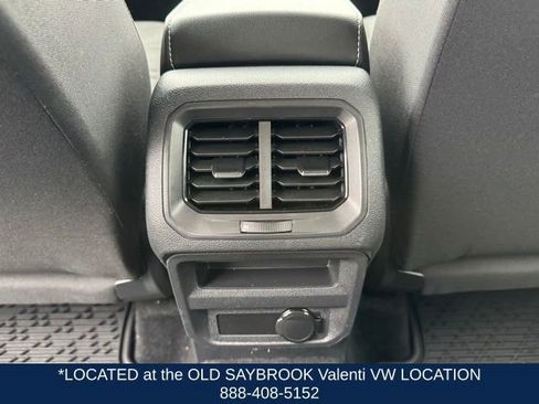 Used 2024 Volkswagen Tiguan S image 12