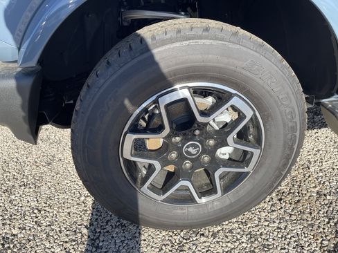 New 2025 Ford Bronco Outer Banks image 11