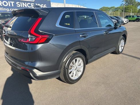 Used 2024 Honda CR-V EX image 5