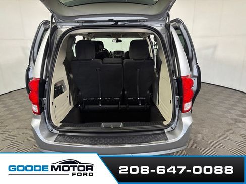 Used 2016 Dodge Grand Caravan SE w/ Quick Order Package 29E SE FWD image 20