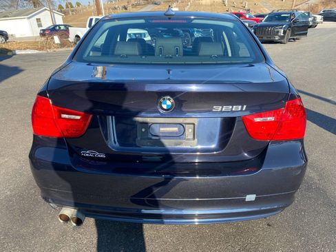Used 2009 BMW 328i xDrive Sedan image 4