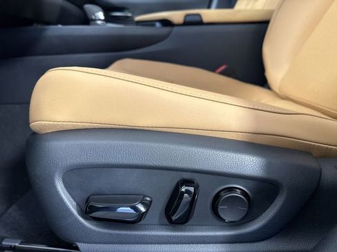 New 2026 Lexus UX 300h AWD w/ Accessory Package (Z1) image 21