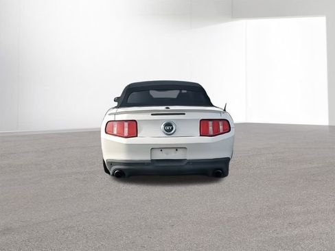 Used 2012 Ford Mustang GT Premium w/ Electronics Pkg image 9