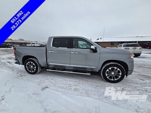 Used 2024 Chevrolet Silverado 1500 High Country w/ Technology Package image 5