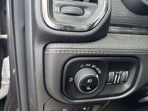 Used 2022 RAM 1500 Limited image 18