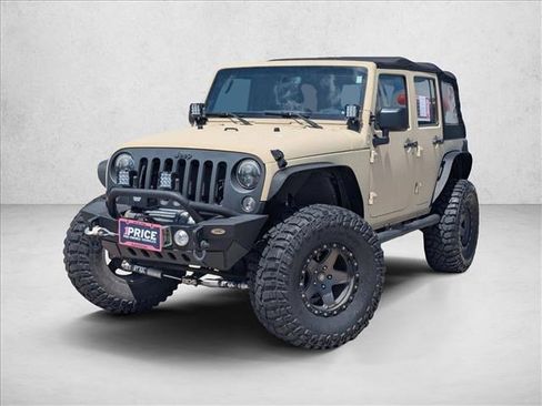 Used 2015 Jeep Wrangler Unlimited Rubicon w/ Connectivity Group image 1