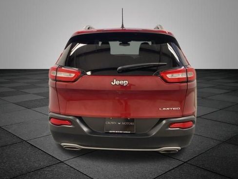 Used 2015 Jeep Cherokee Limited w/ Luxury Group FWD image 5