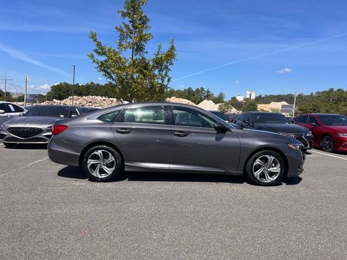 Used 2019 Honda Accord EX-L image 6