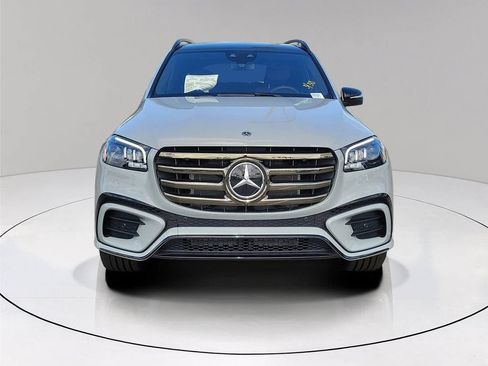 New 2026 Mercedes-Benz GLS 580 4MATIC image 2
