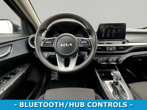 Used 2023 Kia Forte LXS w/ LXS Technology Package FWD image 8