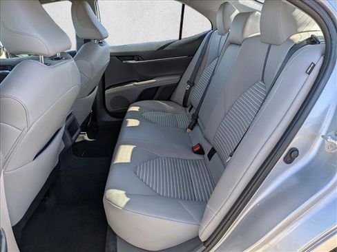 Used 2024 Toyota Camry SE FWD image 17