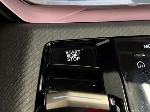 Used 2025 BMW X3 xDrive30i w/ Convenience Package AWD/4WD image 19