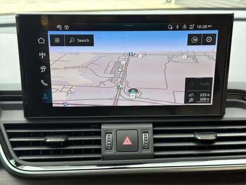 Certified 2025 Audi Q5 2.0T Premium Plus w/ Premium Plus Package image 16