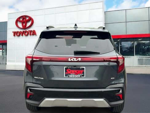 Used 2025 Kia Seltos S AWD/4WD image 10