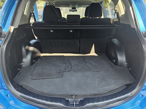 Used 2017 Toyota RAV4 LE image 22