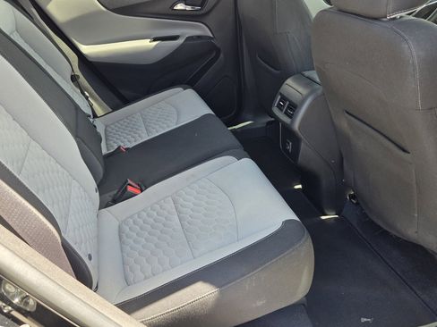 Used 2019 Chevrolet Equinox LT image 10