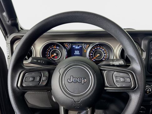 Used 2020 Jeep Gladiator Sport w/ Trailer Tow Package image 13