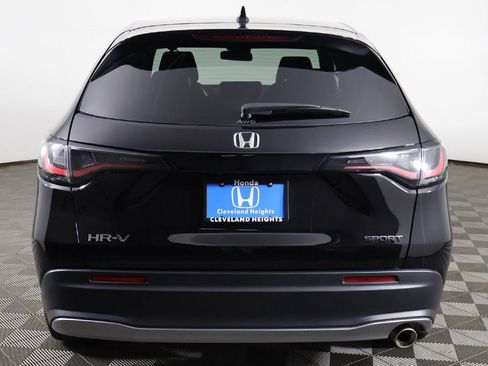 Used 2025 Honda HR-V Sport image 10