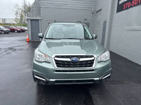 Used 2018 Subaru Forester 2.5i Premium w/ All-Weather Package AWD/4WD image 2