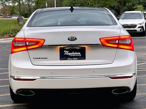 Used 2016 Kia Cadenza Premium FWD image 3