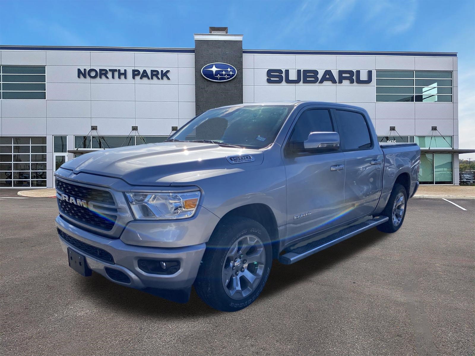 Used 2024 RAM 1500 Lone Star AWD/4WD image 1