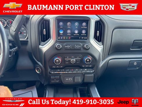 Used 2019 Chevrolet Silverado 1500 LTZ w/ LTZ Plus Package AWD/4WD image 17