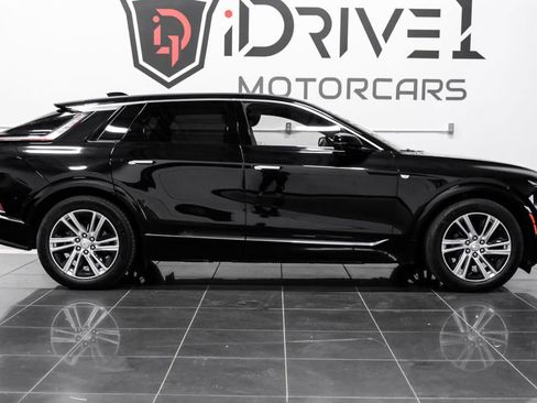 Used 2024 Cadillac Lyriq Tech w/ Driver Assist Package image 9