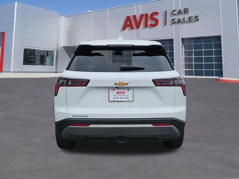 Used 2025 Chevrolet Equinox LT FWD image 5